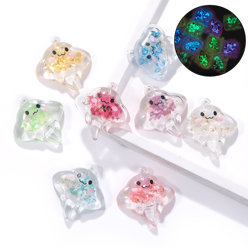 Resin Art Jewellery Kit - 10Pcs Luminous Manta rays Resin Charms